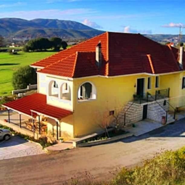 Guesthouse Bizani Neo Mpizani Exterior foto